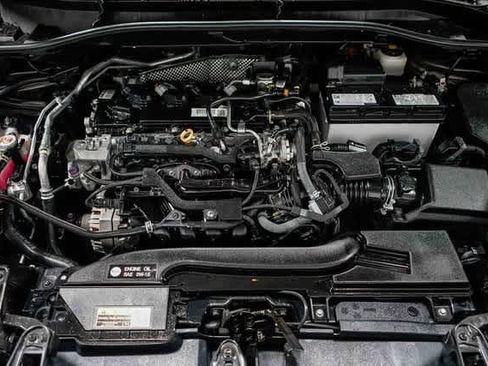 Certified 2022 Toyota Corolla Cross LE image 27