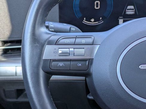 Used 2025 Hyundai Kona SEL FWD image 23