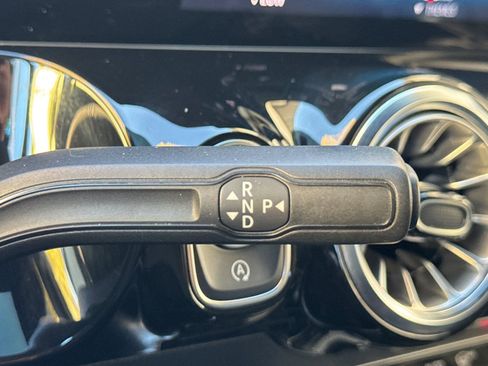 Certified 2022 Mercedes-Benz GLA 250 GLA 250 image 21