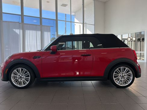 Used 2024 MINI Cooper S w/ Signature Upholstery Package FWD image 2