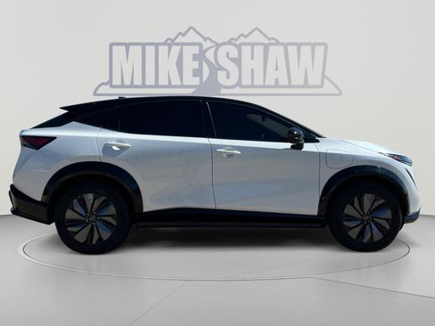 Used 2023 Nissan Ariya AWD image 6