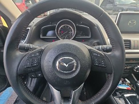 Used 2016 MAZDA MAZDA3 s Grand Touring FWD image 12