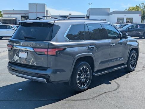 Used 2023 Toyota Sequoia Capstone image 7