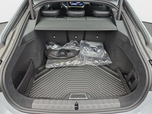New 2026 BMW i4 xDrive40i w/ M Sport Package AWD/4WD image 12