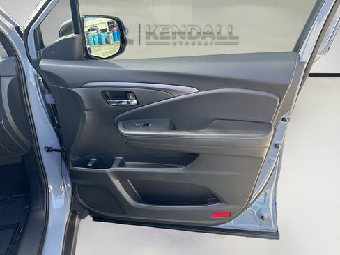 Used 2023 Honda Ridgeline RTL image 32