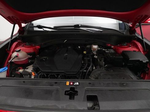 Used 2023 Hyundai Santa Fe SEL image 3