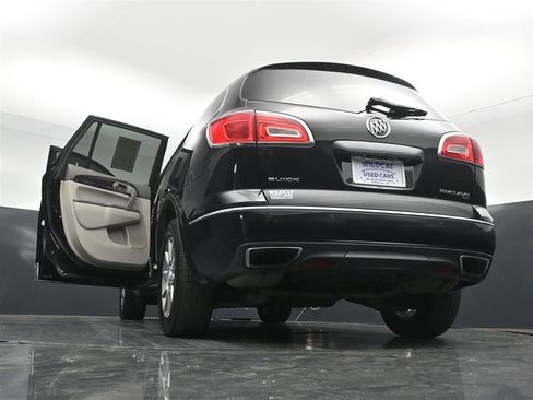 Used 2016 Buick Enclave Leather AWD/4WD image 40