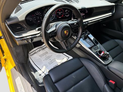 Used 2020 Porsche 911 Carrera 4S AWD/4WD image 22
