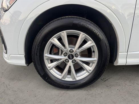 Used 2022 Audi Q3 2.0T Premium Plus image 14