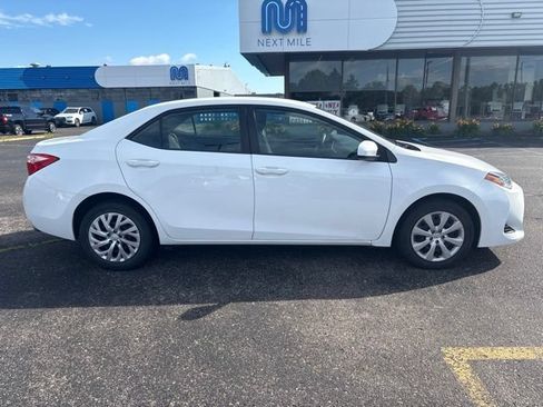 Used 2019 Toyota Corolla LE FWD image 6