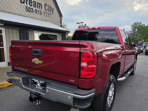 Used 2019 Chevrolet Silverado 2500 LTZ w/ Duramax Plus Package AWD/4WD image 7