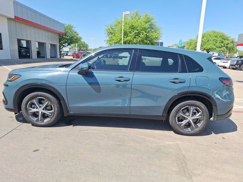 Used 2023 Honda HR-V EX-L image 3