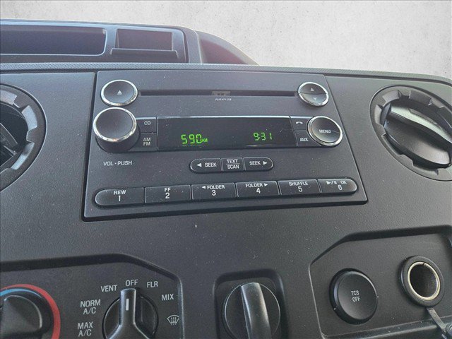 Used 2013 Ford E-350 and Econoline 350 XLT RWD image 11