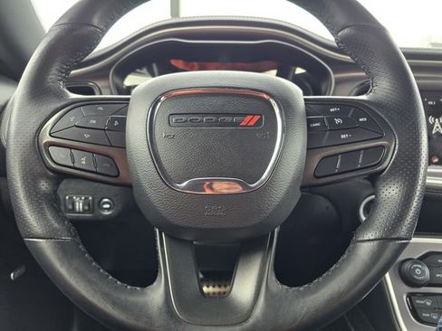 Used 2020 Dodge Challenger SXT w/ Plus Package image 24