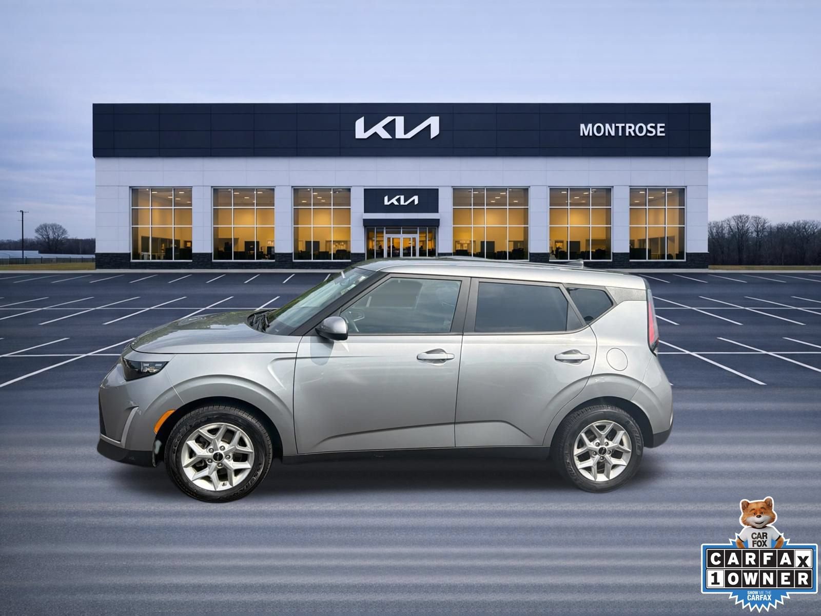Used 2024 Kia Soul LX w/ Option Group 015 FWD image 9
