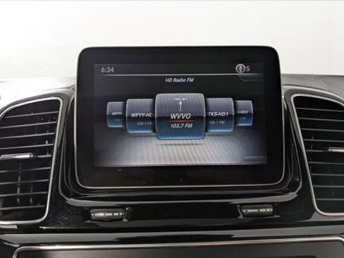 Used 2017 Mercedes-Benz GLE 43 AMG 4MATIC image 30