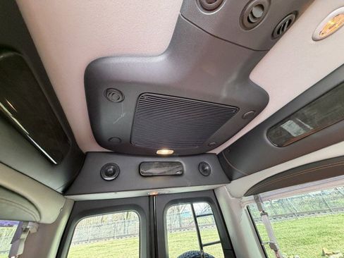 Used 2022 Mercedes-Benz Sprinter 2500 image 44