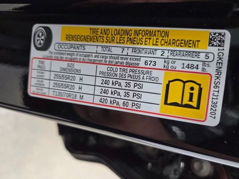 Used 2026 GMC Acadia Denali w/ LPO, Floor Liner Package AWD/4WD image 50