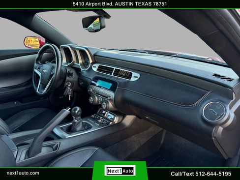 Used 2012 Chevrolet Camaro SS image 31