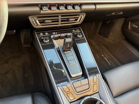 Certified 2021 Porsche 911 Carrera image 16