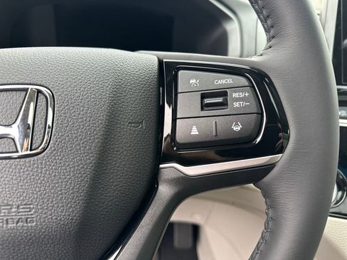 Used 2026 Honda Odyssey Touring image 21