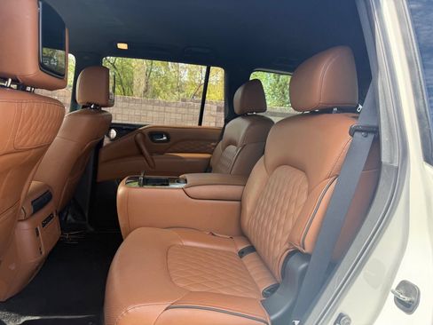 Certified 2023 INFINITI QX80 Sensory w/ Cargo Package AWD/4WD image 9
