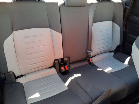 Certified 2025 Toyota Tacoma TRD Off-Road image 21