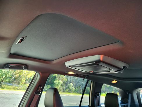 Certified 2022 Honda Pilot Black Edition image 13