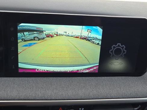 Certified 2025 Nissan Kicks SV image 26