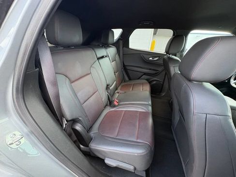Used 2025 Chevrolet Blazer RS FWD image 28