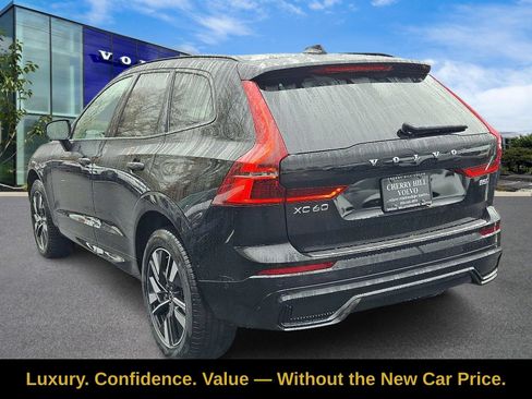 Used 2026 Volvo XC60 B5 Plus w/ Protection Package Premier AWD/4WD image 3