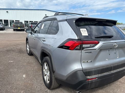 Used 2021 Toyota RAV4 XLE w/ Carpet Mat Package (TMS) AWD/4WD image 9