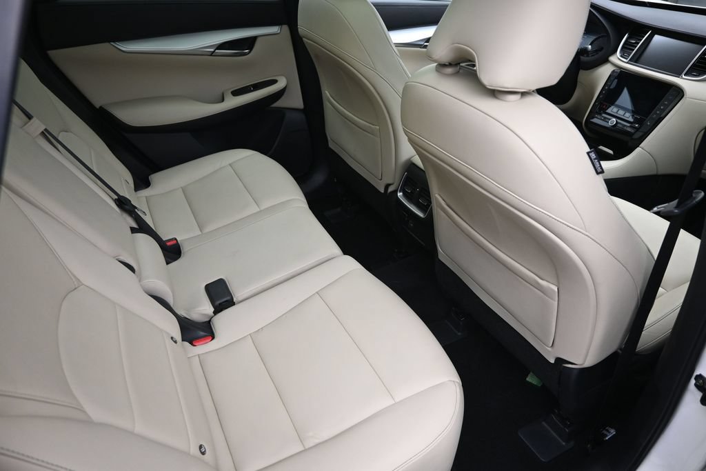 Used 2019 INFINITI QX50 Luxe w/ Navigation Package AWD/4WD image 28