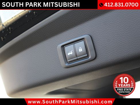 New 2026 Mitsubishi Outlander SE image 27