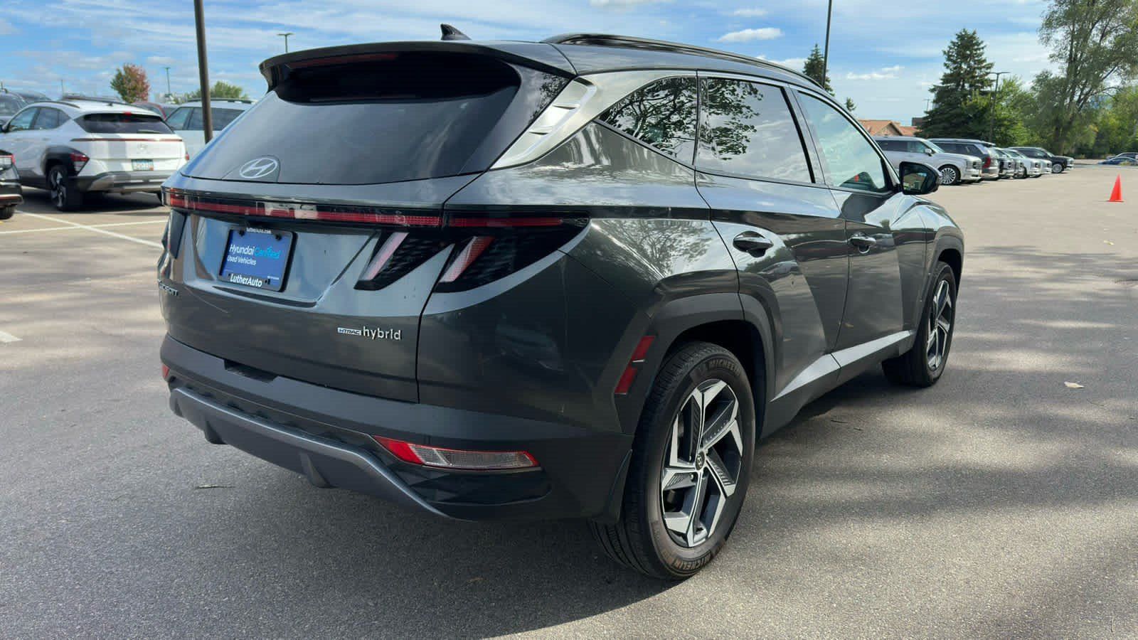 Certified 2024 Hyundai Tucson Limited AWD/4WD image 2