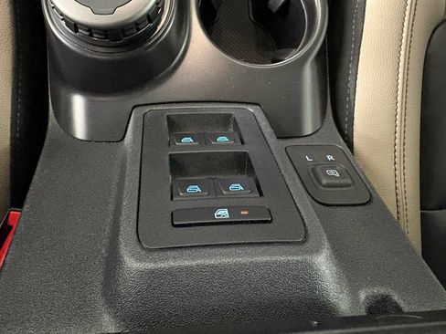 Certified 2024 Ford Bronco Wildtrak AWD/4WD image 21