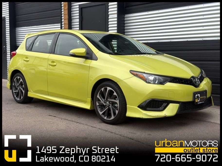 Used 2017 Toyota Corolla iM w/ Carpet Mat Package FWD image 1