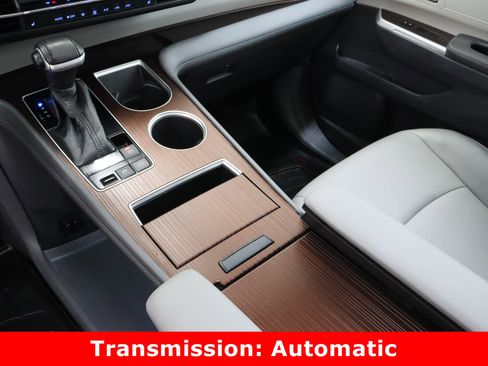 Certified 2021 Toyota Sienna XLE image 17