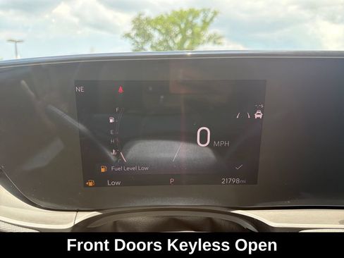 Used 2025 Buick Envista Preferred w/ Convenience I Package FWD image 19