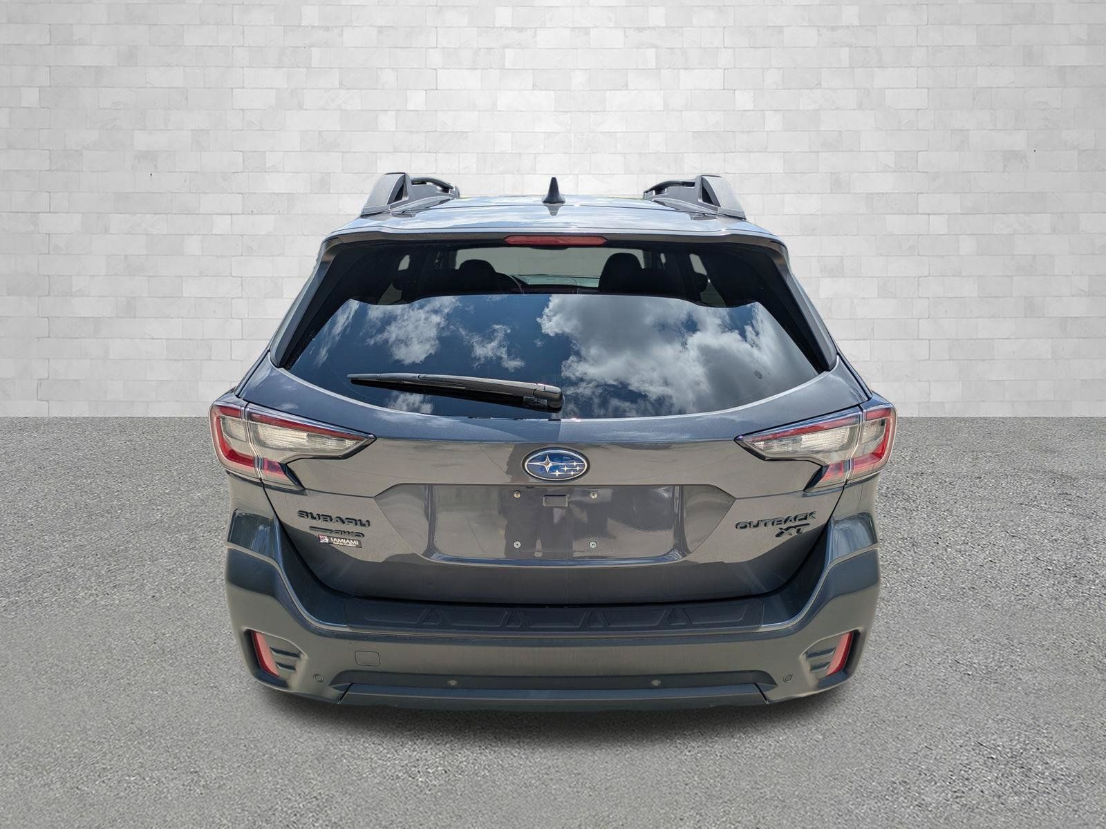 Used 2020 Subaru Outback Onyx Edition XT AWD/4WD image 3