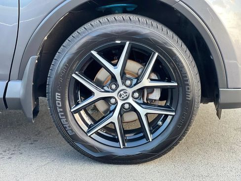 Used 2016 Toyota RAV4 SE AWD/4WD image 42