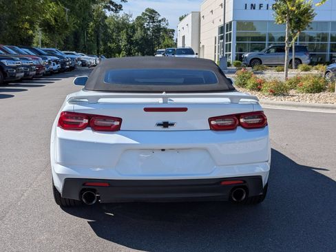 Used 2024 Chevrolet Camaro LT w/ Technology Package RWD image 4