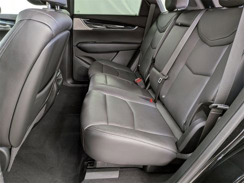 Used 2020 Cadillac XT5 Premium Luxury image 27