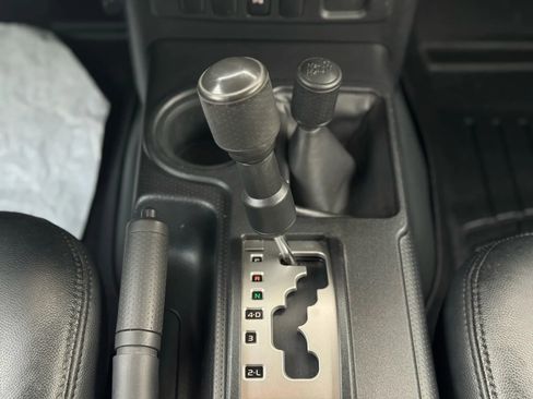 Used 2008 Toyota FJ Cruiser 4WD w/ Convenience Pkg image 23