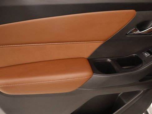 Used 2019 Chevrolet Traverse High Country image 18