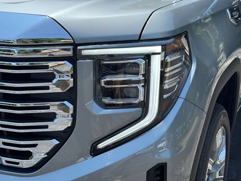 New 2026 GMC Sierra 1500 Denali w/ Denali Reserve Package AWD/4WD image 3