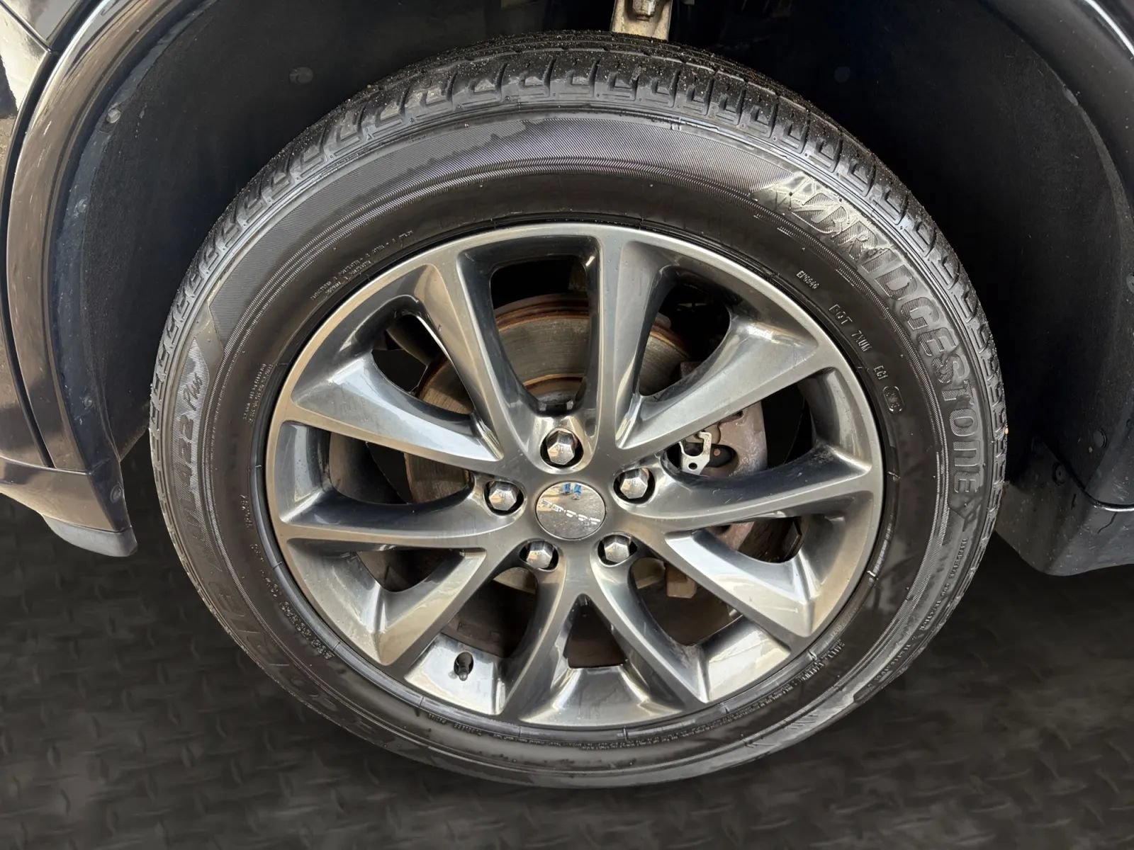 Used 2018 Dodge Durango GT AWD/4WD image 36