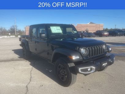 New 2026 Jeep Gladiator Sport