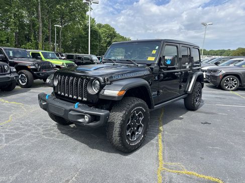 Used 2023 Jeep Wrangler Unlimited Rubicon 4xe w/ Steel Bumper Group AWD/4WD image 5