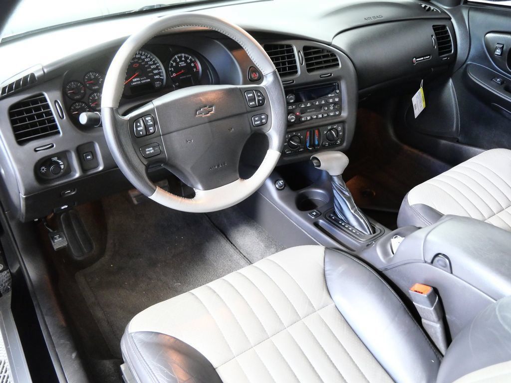 Used 2001 Chevrolet Monte Carlo SS FWD image 3